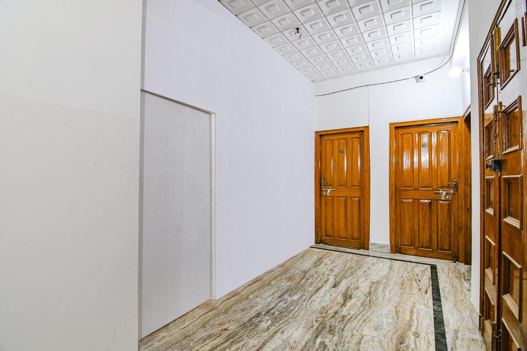 Hotel Fabexpress Astoria House Calcuta Exterior foto